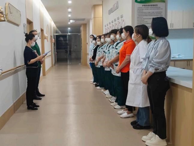 疫情防控不松懈，應(yīng)急演練筑防線