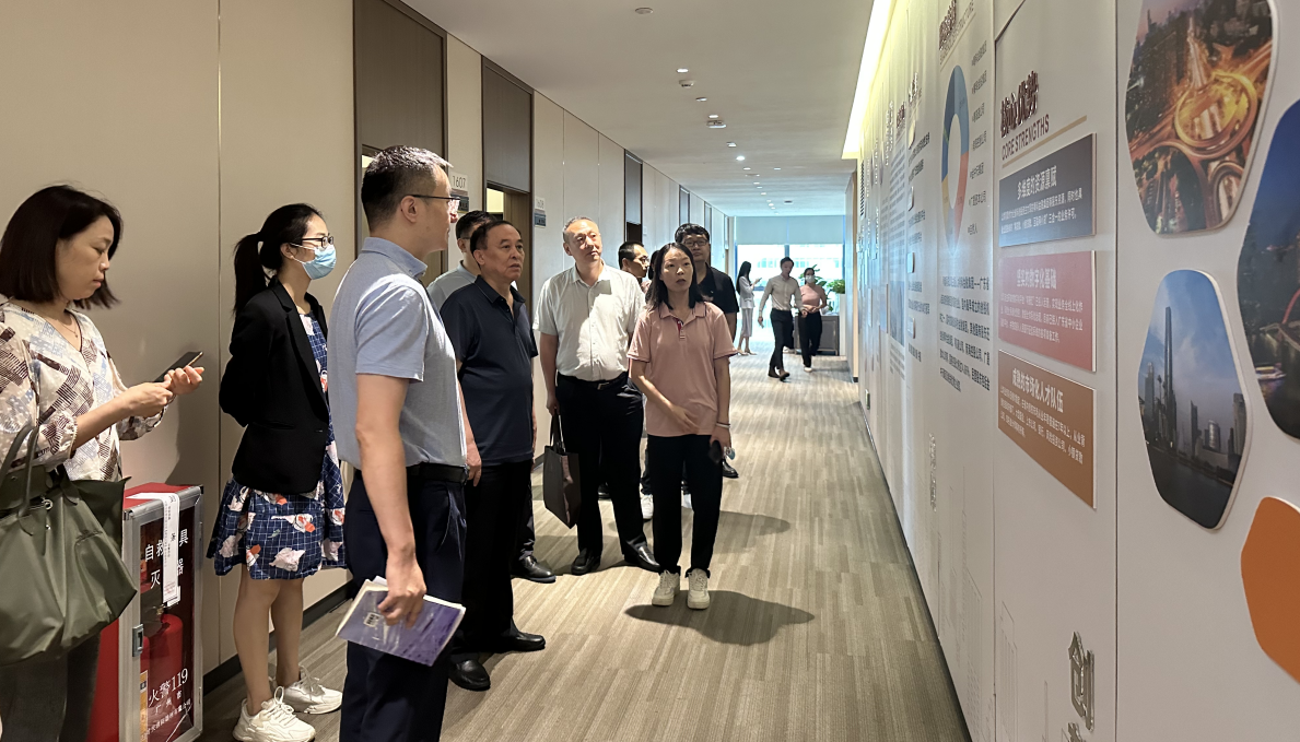 國(guó)信小貸赴粵普再貸、盈峰普惠調(diào)研交流